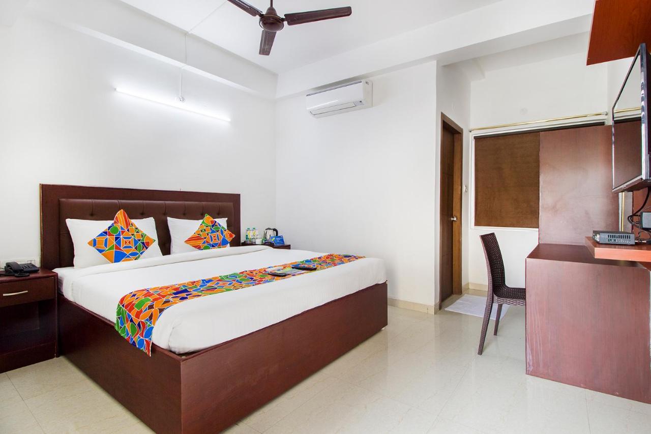 Fabhotel Limestone Suites - 750M From Yashoda Hospitals, Somajiguda Хидерабад Екстериор снимка