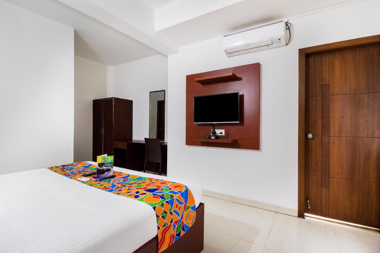 Fabhotel Limestone Suites - 750M From Yashoda Hospitals, Somajiguda Хидерабад Екстериор снимка